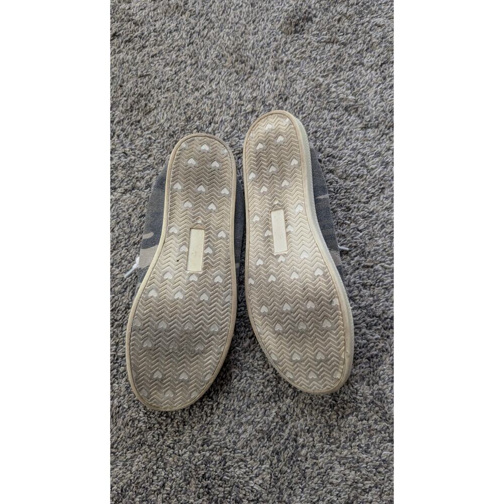 Maurices Camouflage Slides – Women’s Size 8 - Picture 2 of 2